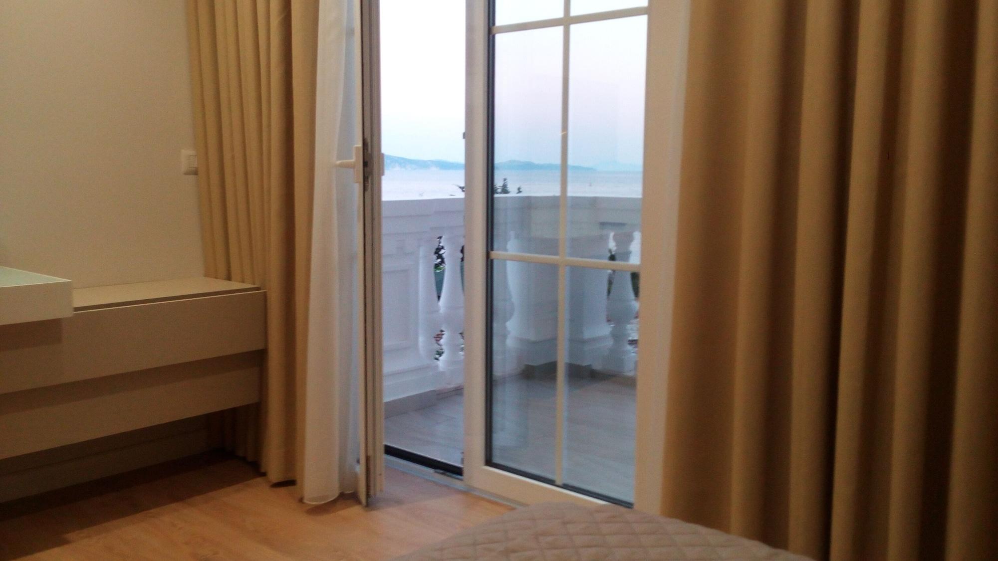Kalcuni Hotell