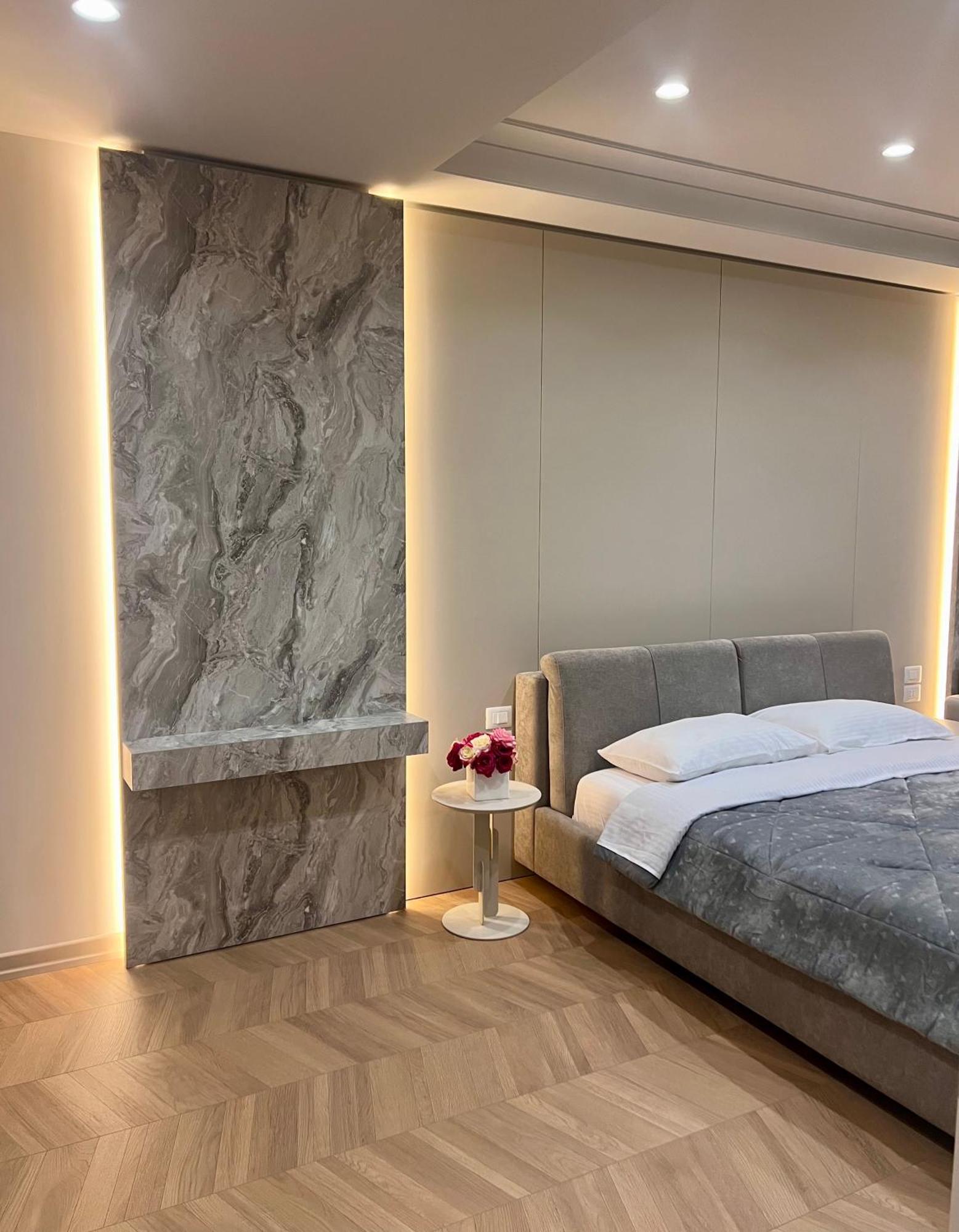 Kalcuni Hotell 4*