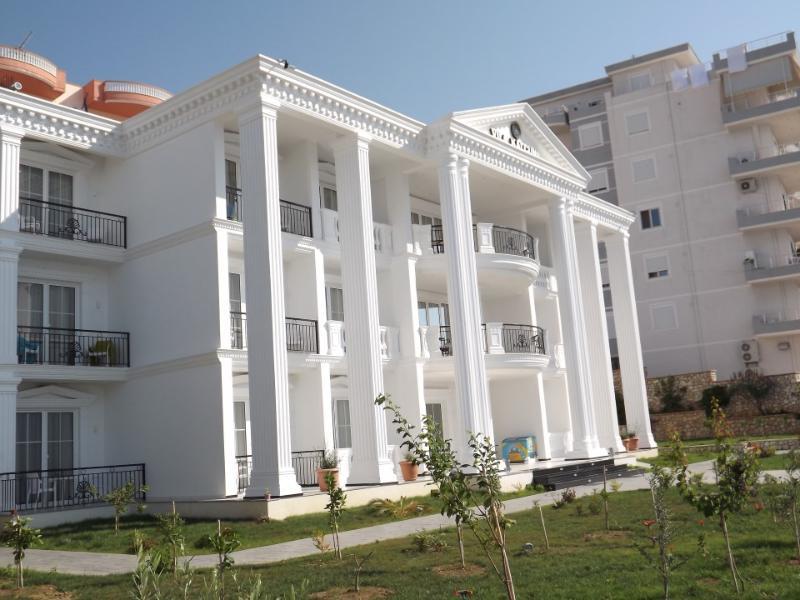 Kalcuni 4* Саранда